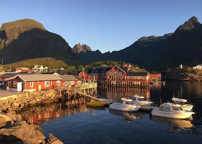 Lofoten Fishing בית נופש Å